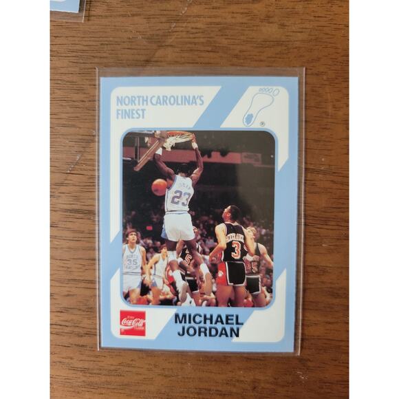 Michael Jordan 1989 Collegiate Collection #15 - Carolina's Finest 1st Edition - Picture 1 of 2
